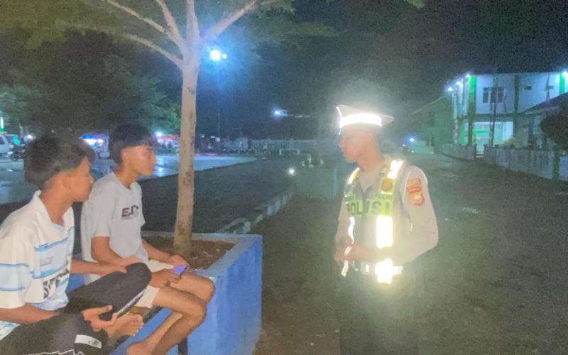 Satlantas Polres Seluma Patroli Malam Cegah Balap Liar di Alun-Alun Pasar Tais