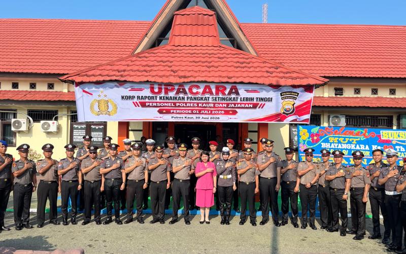 34 Personel Polres Kaur Naik Pangkat