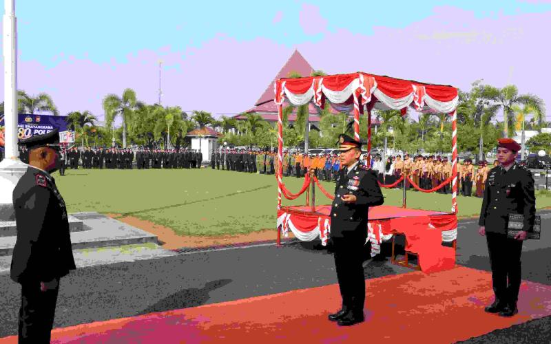 Polres Kaur menggelar Upacara dan Syukuran yang berlangsung khidmat di Lapangan Kantor Bupati Kabupaten Kaur