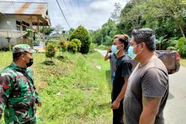 BABINSA KORAMIL 1206-16/SEBERUANG AJAK MASYARAKAT BERSAMA LAWAN COVID-19 
