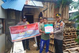 Polsek Gading Cempaka Distribusikan Bantuan Kemanusiaan untuk Negeri