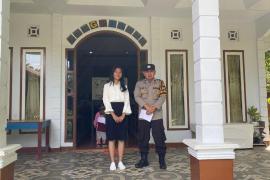 Polsek Giri Mulya, Berikan Pengamanan Ibadah Minggu Umat Nasrani