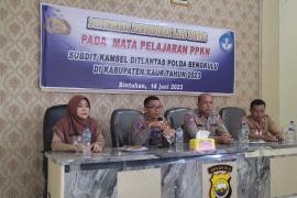 Polres Kaur Melaksanakan Kegiatan Desiminasi Pendidikan Lalu Lintas Pada Mata Pelajaran PPKN