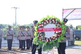 Peringati Hari Bhayangkara Ke 77 Polres Kaur Upacara Ziarah di Taman Makam Pahlawan 