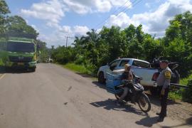 Sambangi Pengendara Motor, Pak Babin Sampaikan Imbaun Kamtibmas