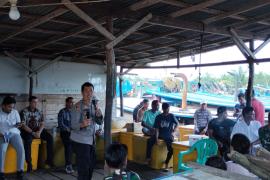 Polsek Melayu Gelar Jumat Curhat Bersama Nelayan 