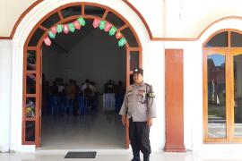 Jaga Keamanan Dalam Beribadah, Polsek Padang Jaya Laksanakan Pengamanan Gereja 