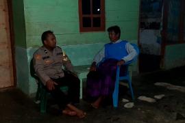 Cegah Aksi Kriminalias, Polisi RW Polsek Padang Jaya Sambang dan Silaturahmi dengan Warga 