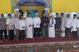 Bhabinkamtibmas Polsek Padang Jaya Hadiri Pemilihan Ketua MUI Kecamatan