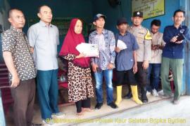 Monitoring Pebagian BLT-DD, Bhabinkamtibmas Ingatkan Tidak Ada Pemotongan 