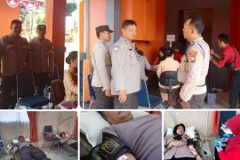 Personel Polsek Kampung Melayu Ikuti Donor Darah di Bazarnas Provinsi Bengkulu