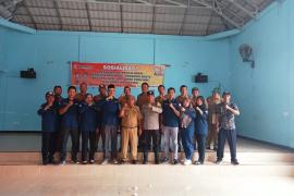 Bhabinkamtibmas Polsek Ketahun, Sosialisasi Netralitas ASN Pada Pemilu Serentak di Desa  Giri Kencana 