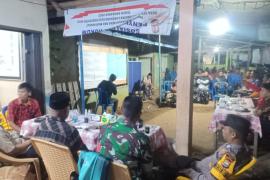 Bhabinkamtibmas Polsek Padang Guci Hulu Hadiri Musdes Penyususnan APBDes 2024 Desa Senak 
