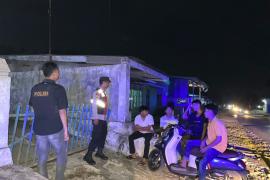 Patroli Rutin Polsek Kerkap Sambangi Obyek Vital dan Antisipasi Gangguan Kamtibmas