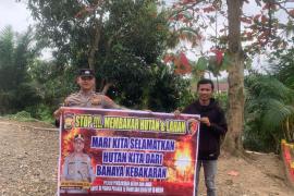 Cegah Karhutla, Polisi Berikan Sosialisasi Kepada Masyarakat