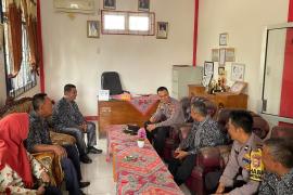 Jalin Komunikasi dan Sinergitas, Kapolsek Ketahun Silahturahmi dengan Camat Pinang Raya