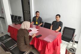 Penyidik Unit Reskrim Polsek Ketahun Serah Terimakan Tersangka dan Barang Bukti ke Jaksa Penuntut Umum