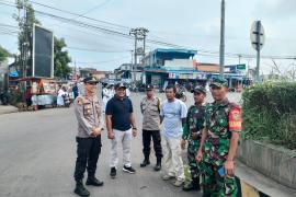 Kapolsek Ketahun Bersama Personel Kawal dan Berikan Pengamanan Aksi Bela Palestina 