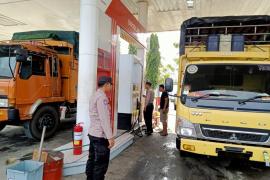 Cegah Kecurangan Pengisian BBM di SPBU, Polsek Maje Laksanakan Pengamanan 