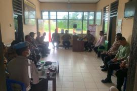 Pimpin Anev Mingguan, Waka Polsek Ketahun Minta Tingkatkan Kinerja dan Pelayanan Masyarakat