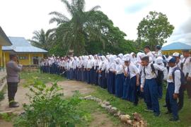 Police Go To School, Polsek Muara Sahung Polda Bengkulu Sosialisasi Kenakalan Remaja dan Penyalahgunaan Narkoba 