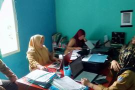 Lewat Cooling System, Bhabinkamtibmas Polsek Ketahun Hadir Ditengah Perangkat Desa