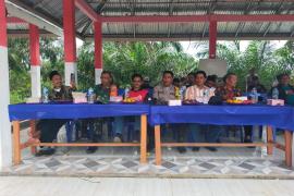 Bhabinkamtibams Polsek Ketahun Hadiri Aniversary Bolo Rodo Community