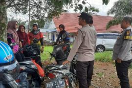 Polsek Padang Jaya Laksanakan Giat Minggu Kasih dengan Masyarakat Padang Jaya