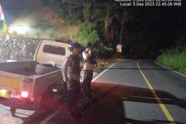 Dini Hari, Polsek Padang Ulak Tanding Gelar Patroli Tekan Kriminalitas