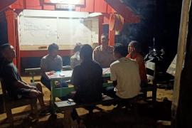 Sambang Pos Kamling, Kanit Binmas Sampaikan Pesan Kamtibmas