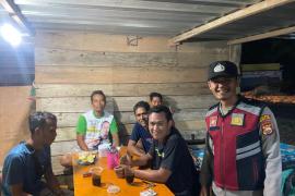 Natal dan Tahun Baru Kapolsek Batik Nau Berserta Personel Intensifkan Patroli Malam