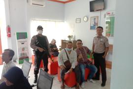 Berikan Rasa Aman dan Kondusif Personil Polsek Ketahun Lakukan Pam Bank BPD