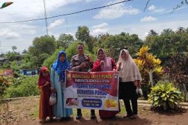 Cegah Pungli, Bhabinkamtibmas Polsek Padang Jaya Sosialisasi Saber Pungli Kepada Warga