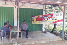 Gali Informasi Kamtibmas dan Dengarkan Keluhan Masyarakat, Bhabinkamtibmas Polsek Muara Sahung Gelar Minggu Kasih 