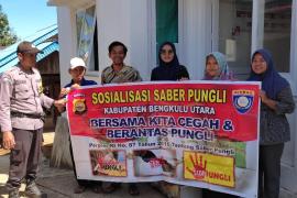 Bhabinkamtibmas Polsek Padang Jaya Gencarkan Sosialisasi Saber Pungli