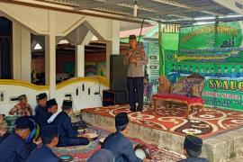 Kapolsek Hadiri Peringatan Isra Mi’raj Bersama Masyarakat