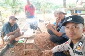 Selesaikan Masalah Batas Tanah, Personel Polsek Batik Nau Laksanakan Problem Solving