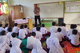 Polsek Giri Mulya Lakukan Sosialisasi Anti Bulying di SDN 107 Bengkulu Utara