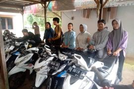 Polsek Padang Jaya Membuka Penitipan Kendaraan Bermotor Bagi Pemudik