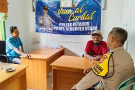 Personel Polsek Ketahun Laksanakan Program Jumat Curhat Sebagai Sarana Untuk Masyarakat