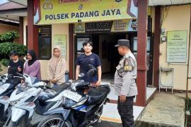 Penyerahan Ranmor Titipan Warga Masyarakat Yang Mudik di Mako Polsek Padang Jaya