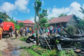 Rumah Warga di Desa Talang Belitar Kebakaran, Surat Berharga dan Kendaraan Hangus