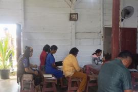 Minggu Kasih, Polsek Kaur Selatan bersama Jemaat Pospel HKBP Desa Padang Petron 