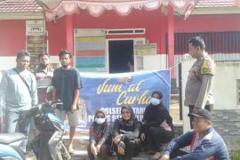 Jumat Curhat, Bhabinkamtibmas Polsek Ketahun Jalin Komunikasi Dengan Warga