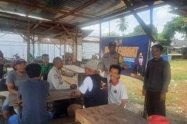 Berikan Rasa Aman dan Ciptakan Kamtibmas, Bhabinkamtibmas Polsek PUT Sampaikan Imbauan Kamtibmas Melalui Jumat Curhat 