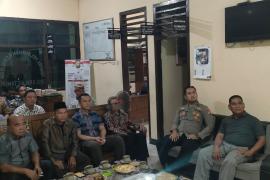 Wujud Lestarikan Budaya Indonesia di Hari Bhayangkara ke-78, Polsek Ketahun Gelar Nobar Wayang Kulit bersama Masyarakat