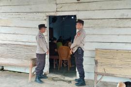 Polsek Kaur Selatan Monitoring Kegiatan dan Pengamanan Ibadah Gereja Umat Kristiani di Pospel HKBP Pondok Pusaka