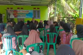 Turut Serta dalam Program Pemerintah, Kanit Bhabinkamtibmas Polsek Seginim Hadiri Sosialisasi di Desa Darat Sawah