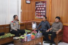 Tingkatkan Kerja Sama Dalam Pelaksanaan Pilkada Tahun 2024 Kapolres Rejang Lebong Koordinasi dan Silahturahmi dengan Bawaslu 