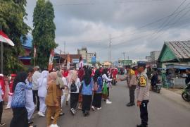Polsek Ketahun Laksanakan Pengamanan Karnaval Dalam Rangka Memeriahkan Peringatan HUT Kemerdekaan RI Tahun 2024 Ke-79